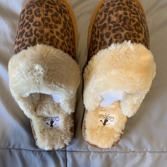 Corky Leopard Slippers - Picture 2 of 4